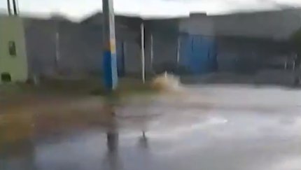  Vazamento deixa moradores sem água na Barra dos Coqueiros; VÍDEO – A8SE.com