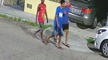  Polícia divulga imagens de suspeitos de furtar motocicleta no bairro Cirurgia em Aracaju – A8SE.com