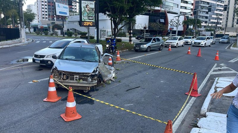  Acidente de carro deixa homem morto na Zona Sul de Aracaju – A8SE.com