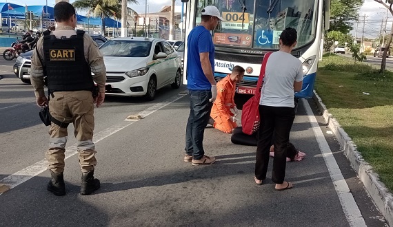  Duas mulheres são atropeladas por ônibus na Av. Hermes Fontes – O que é notícia em Sergipe – Infonet