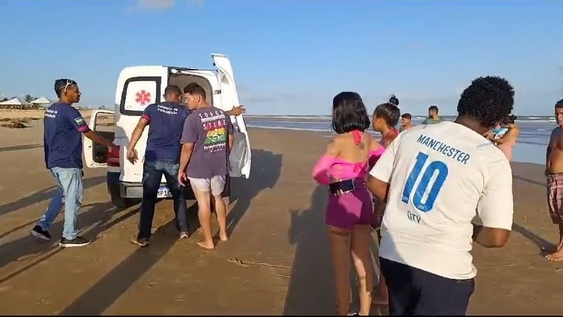  Duas pessoas são vítimas de afogamento em praia de Pirambu; VÍDEO – A8SE.com