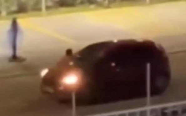  Vídeo: Mulher sobe em capô de carro após discussão em Aracaju – F5 News
