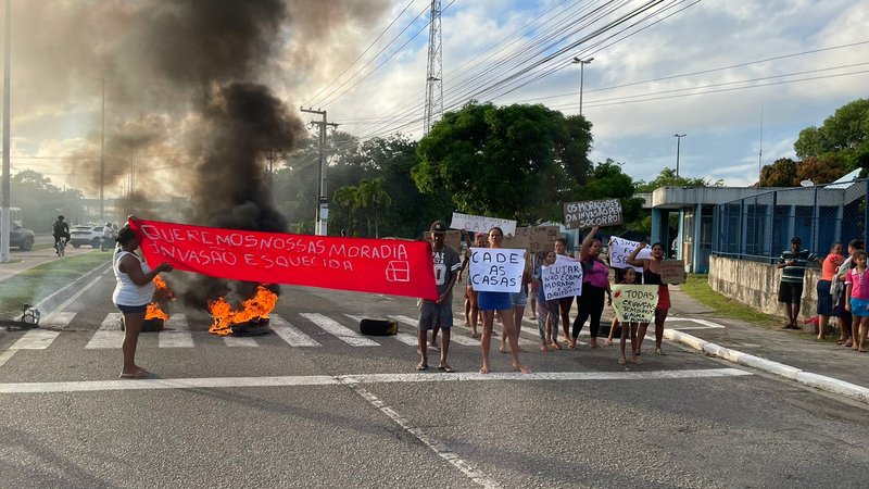  Moradores do bairro Rosa Elze protestam por melhores condições de moradia em São Cristóvão – A8SE.com