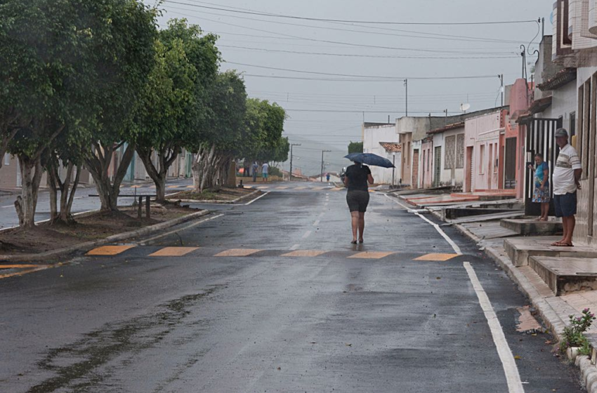  Chuvas implacáveis: Sergipe sob aviso até manhã desta segunda-feira › NE Notícias – NE Notícias